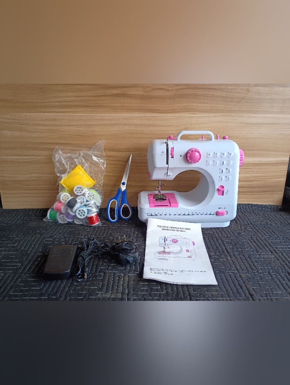 FHSM-505 Portable Mini Sewing Machine